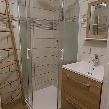 Appartement Au Deuxième *